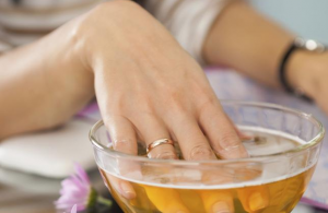 huile d'olive et ongle