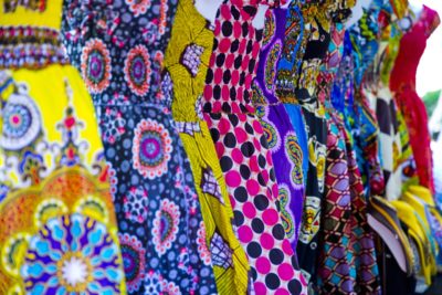 Confectionner une robe traditionnelle africaine