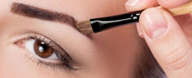 Quelle technique de maquillage permanent choisir pour ses sourcils ?